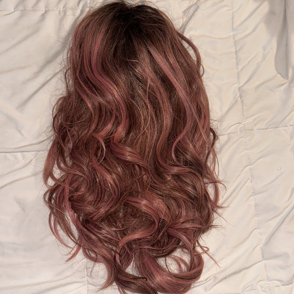 Bellami synthetic wig - Picture 3 of 3